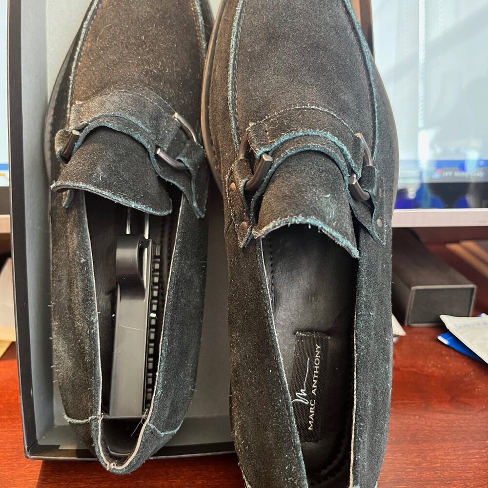 Marc Anthony men's 8.5 suede loafers